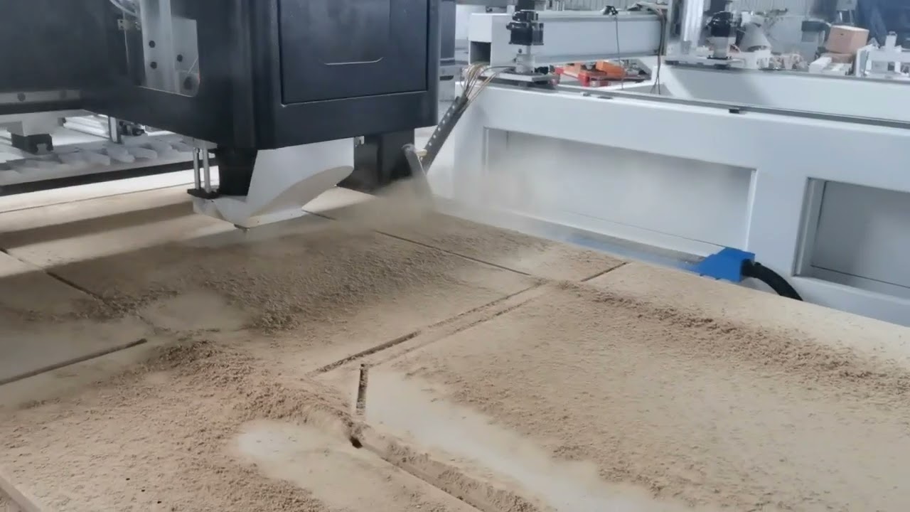 4x8直排式自動換刀數控雕刻機 4x8直排式自動換刀數控雕刻機
